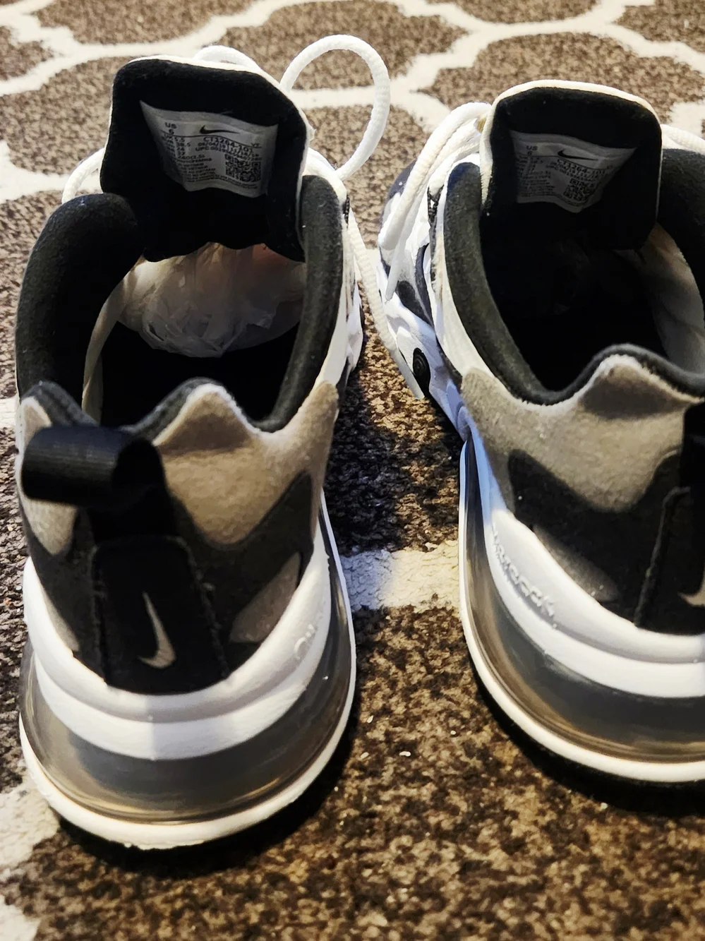 Nike Men's White and Black Trainers Size
